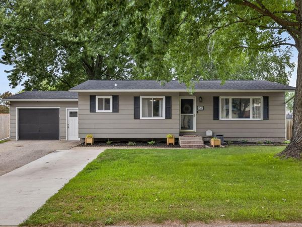 1510 Cliffview Dr, Holmen, WI 54636