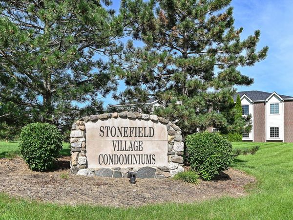 927 Lannon Ter, Unit 1606, Mount Pleasant, WI 53406