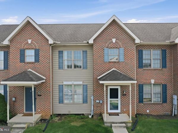 1920 POWELL DRIVE , CHAMBERSBURG, PA 17201