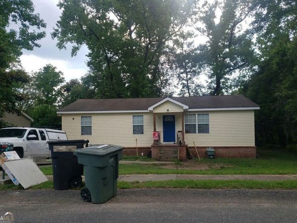2418 Pontiac Drive, Tallahassee, FL 32301