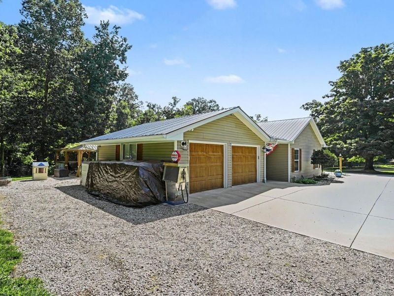 924 Oxford Middletown Road, Milford Township, OH 45013 Photo 22