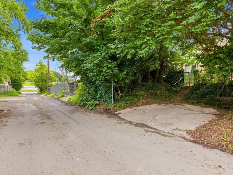 1986 Fairfax Avenue, Cincinnati, OH 45207 Photo 37