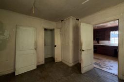 2019 Providence Road  photo 4