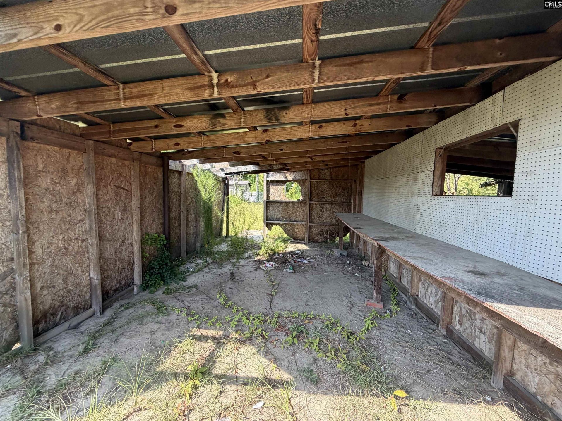 2019 Providence Road  Photo 5