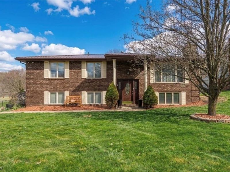 5326 Hillsboro Avenue SE, Canton, OH 44707 Photo 1
