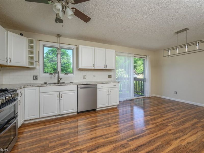 5326 Hillsboro Avenue SE, Canton, OH 44707 Photo 10