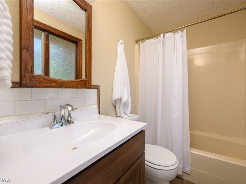 5326 Hillsboro Avenue SE, Canton, OH 44707 Photo 13