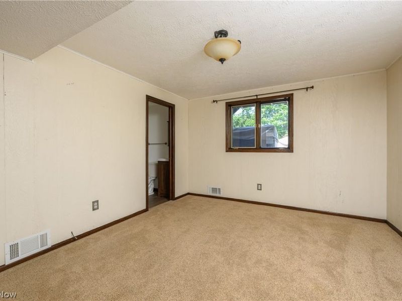 5326 Hillsboro Avenue SE, Canton, OH 44707 Photo 19