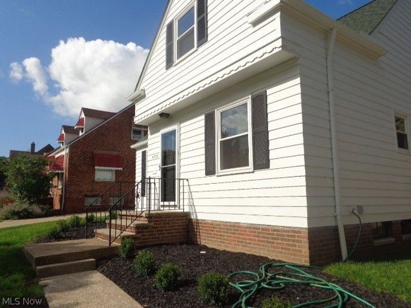 4306 Newberry Drive, Brooklyn, OH 44144 Photo 24