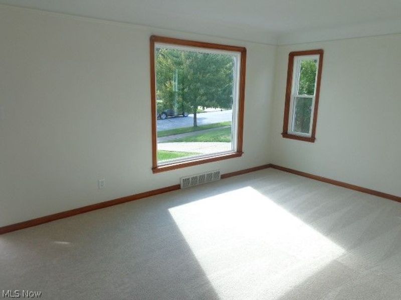 4306 Newberry Drive, Brooklyn, OH 44144 Photo 7