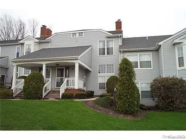 39 The Knolls, Warwick, NY 10990