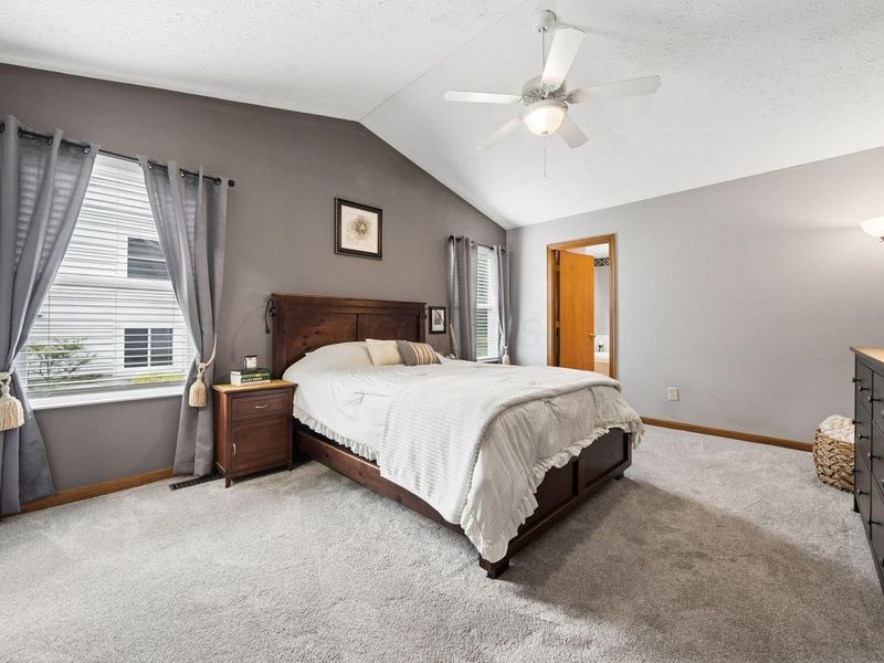 2494 Seton Drive , Lewis Center, OH 43035 Photo 24