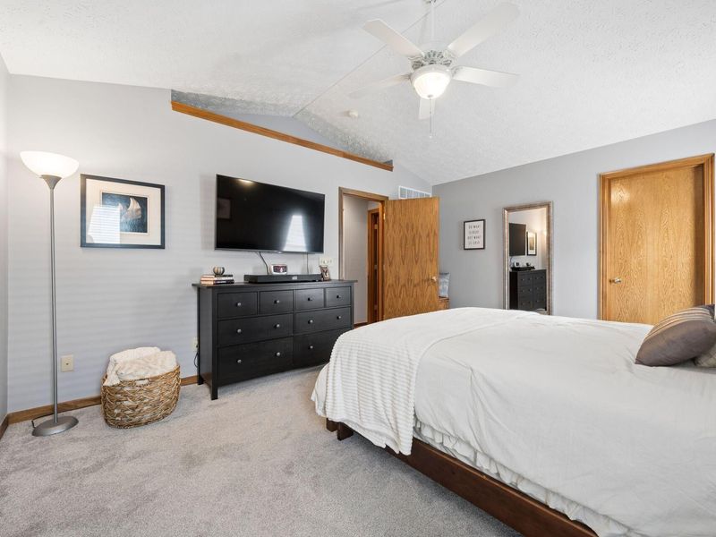 2494 Seton Drive , Lewis Center, OH 43035 Photo 26
