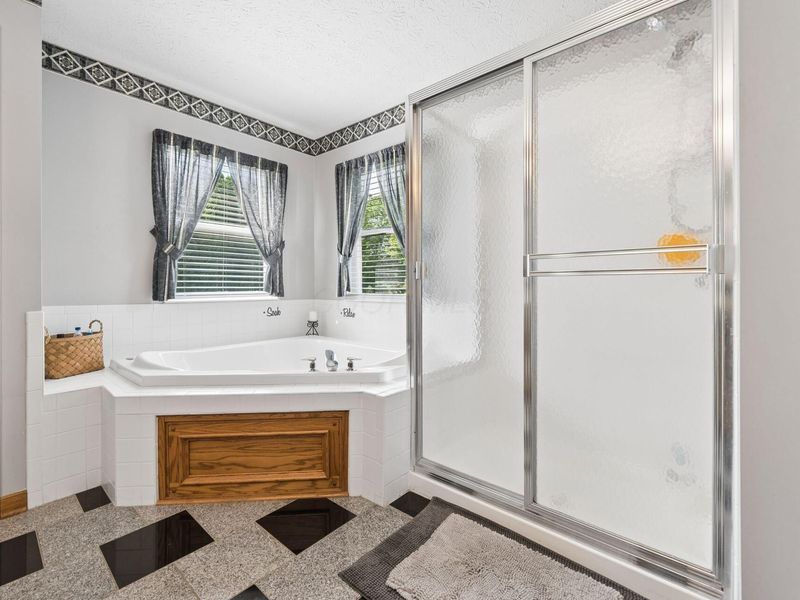 2494 Seton Drive , Lewis Center, OH 43035 Photo 28