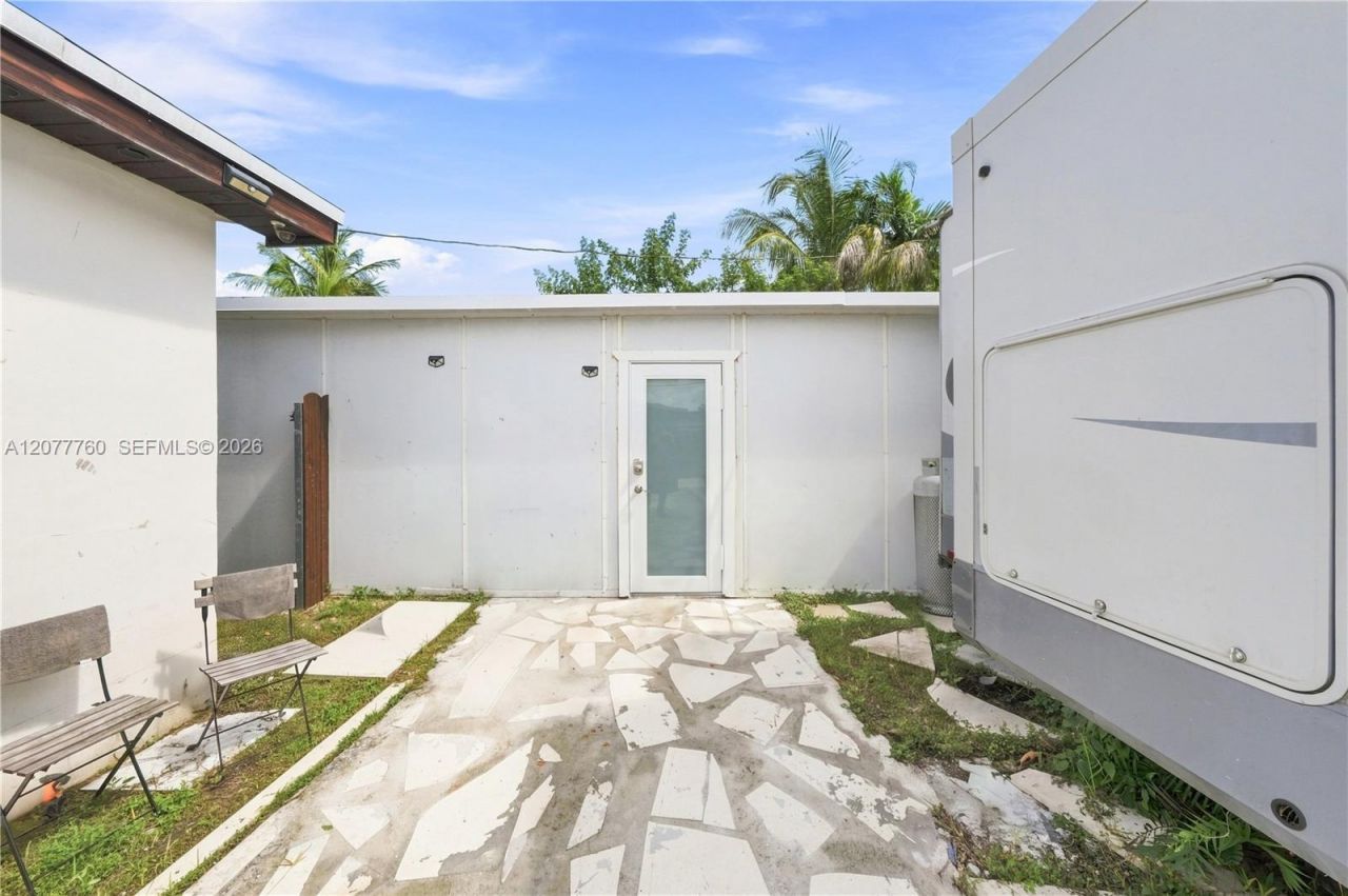 10125 SW 84th St, Miami, FL 33173 Photo