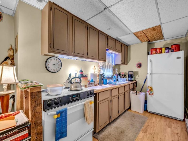 1011 E Main Street, Bellevue, OH 44811 Photo 25