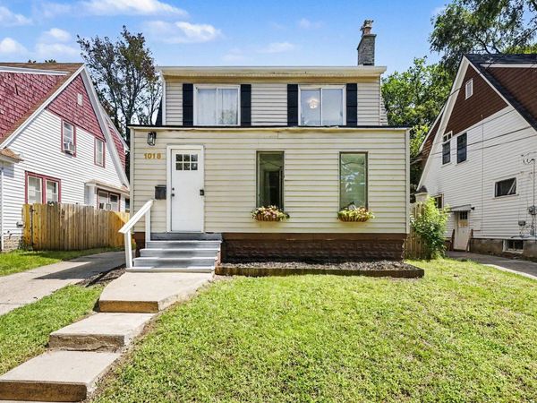 1018 Cooper Avenue SE, Grand Rapids, MI 49507