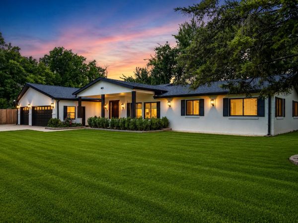 3825 Maple Avenue , Northbrook, IL 60062