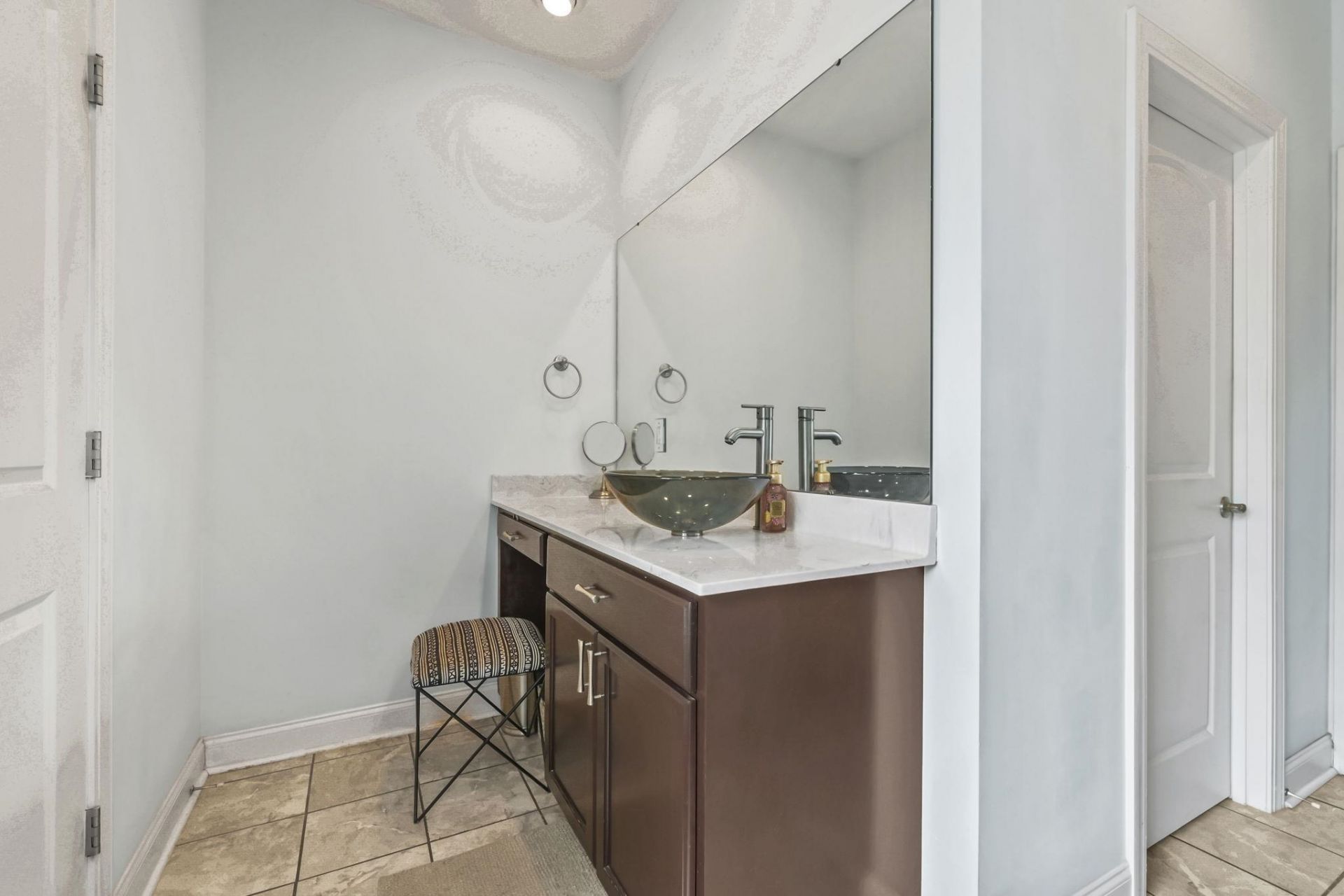 1051 Academy Dr.  Photo 20