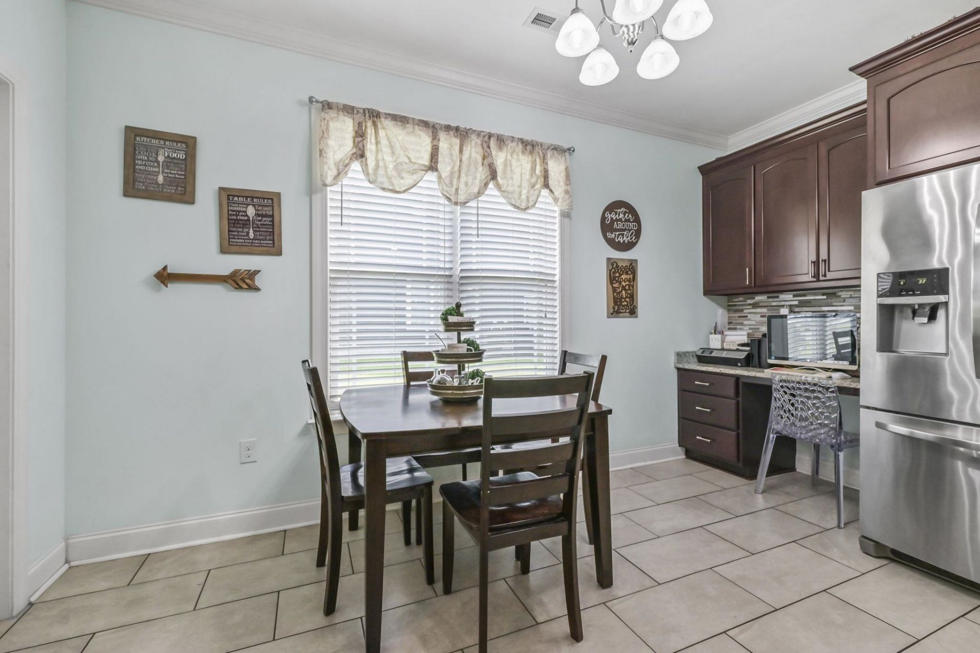 1051 Academy Dr.  Photo 7