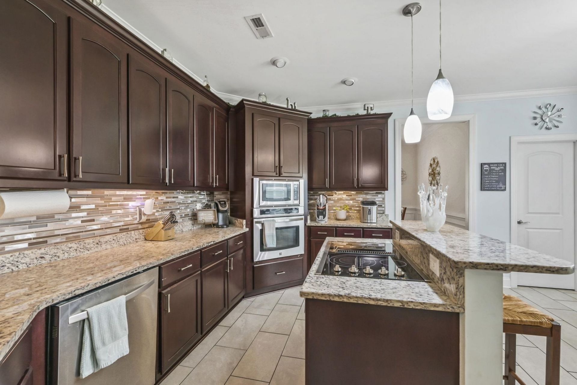 1051 Academy Dr.  Photo 8
