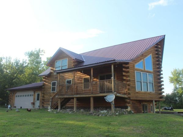 14496 Green Meadow Road , Milaca, MN 56353