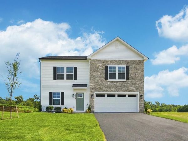 2376 WIND RIVER DRIVE, CHAMBERSBURG, PA 17202