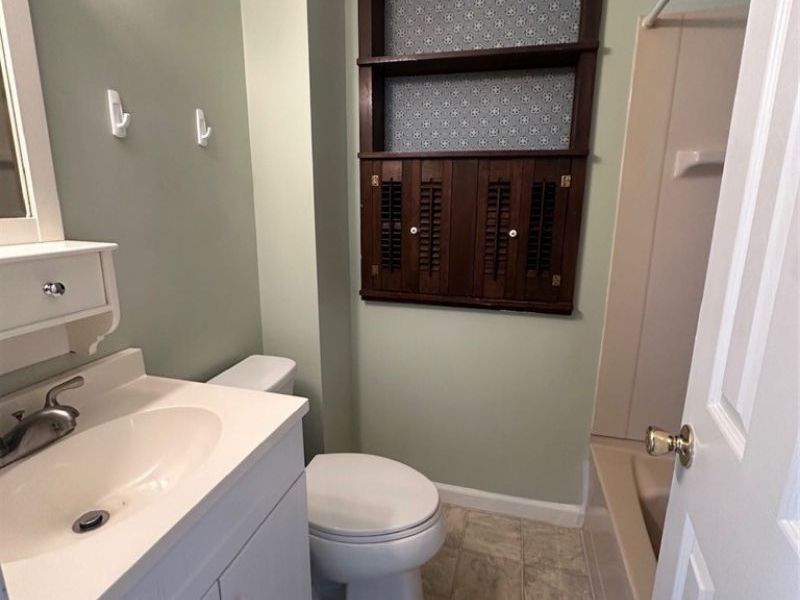 550 Upton Avenue, Akron, OH 44310 Photo 11
