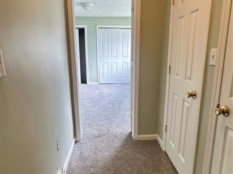 550 Upton Avenue, Akron, OH 44310 Photo 9