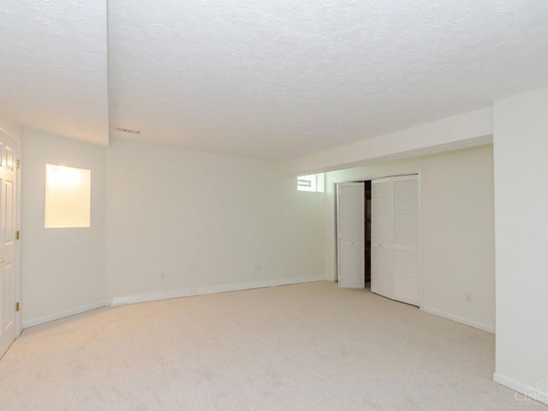 1663 Olde Haley Drive, Centerville, OH 45458 Photo 32