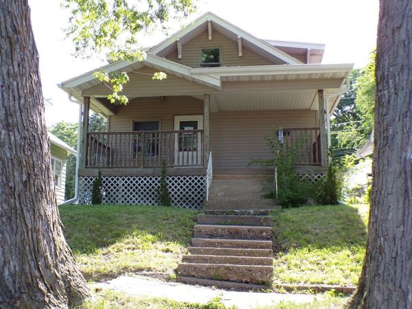 822 N 4th Street , Savanna, IL 61074