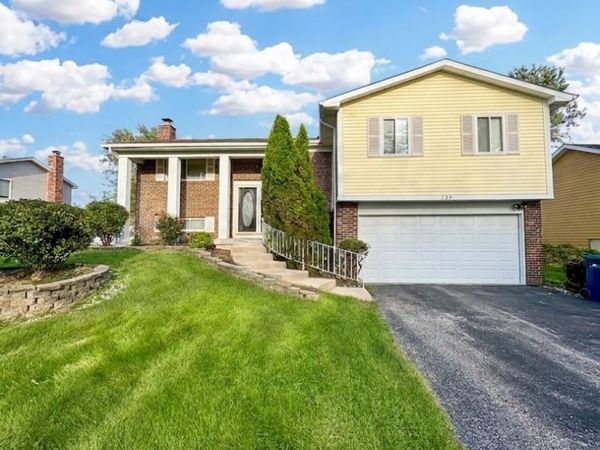 135 Oriole Road , Matteson, IL 60443