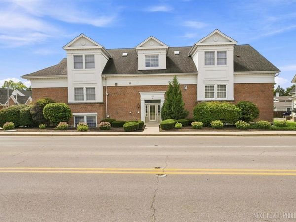 111 S 5th Avenue , Unit E, St. Charles, IL 60174