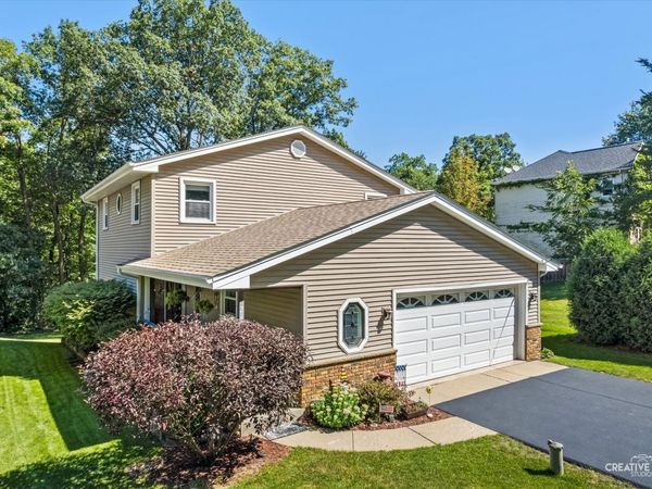 21436 W Sylvan Drive , Mundelein, IL 60060