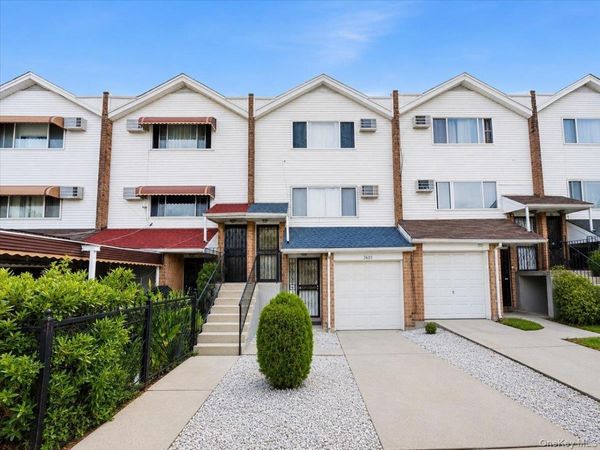 3605 Boller Avenue , Bronx, NY 10466