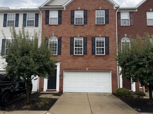 9461 Tanhurst Drive , Indianapolis, IN 46250