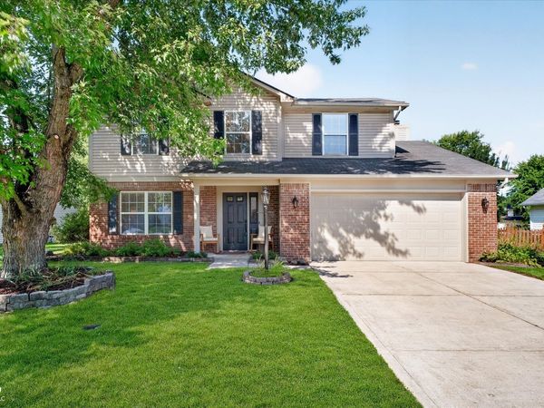 1574 Winding Creek Trail , Brownsburg, IN 46112