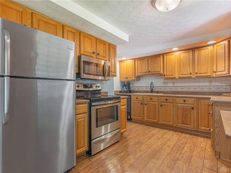 4775 Bonnie Road, Dayton, OH 45440 Photo 6