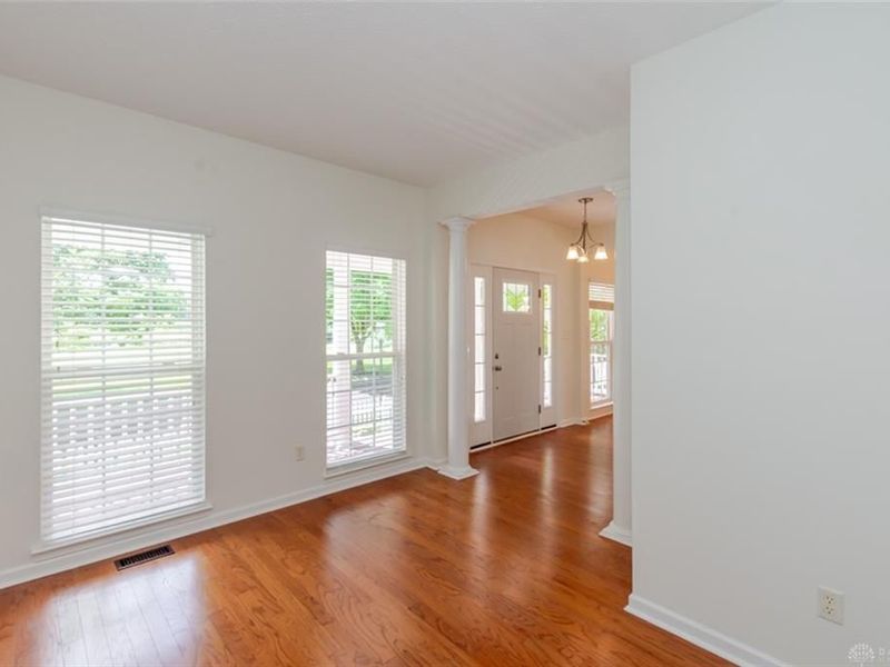 1663 Olde Haley Drive, Centerville, OH 45458 Photo 8