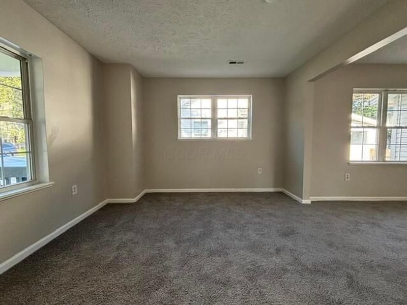2854 E 11th Avenue , Columbus, OH 43219 Photo 2
