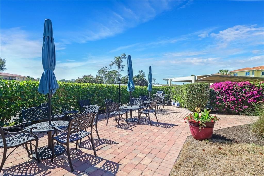 1025 Foxfire Ln, Unit 303, Naples, FL 34104 Photo