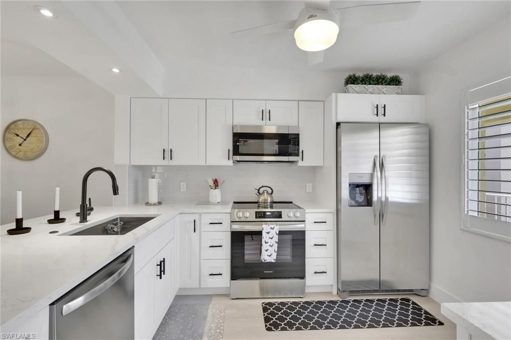 1025 Foxfire Ln, Unit 303, Naples, FL 34104 Photo