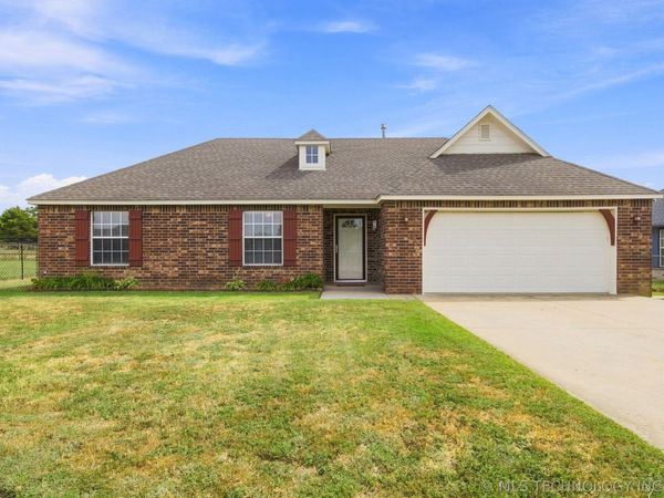 106 W 133rd Place N, Skiatook, OK 74070