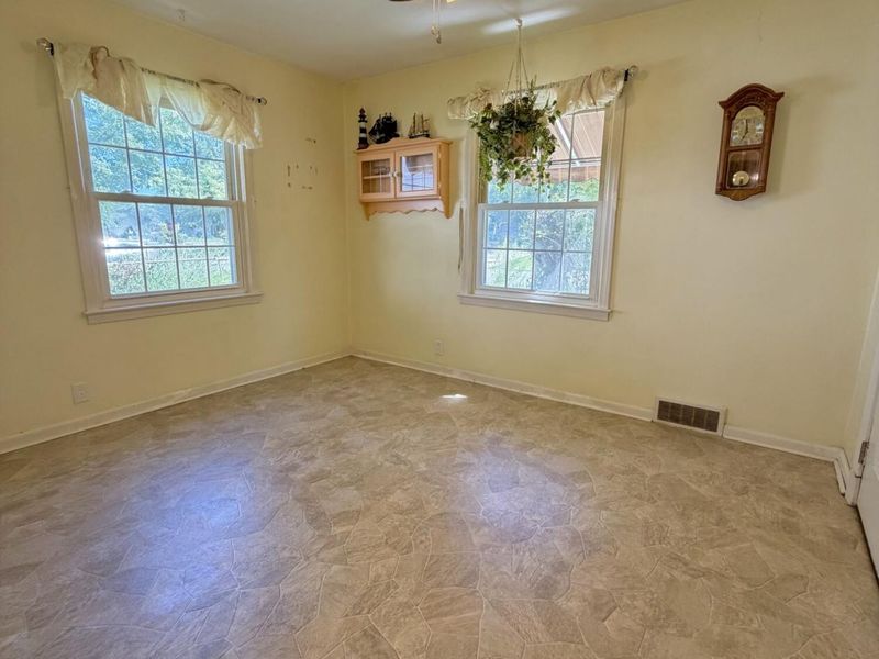 2100 W Market Street, Lima, OH 45805 Photo 11