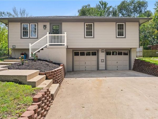 1504 Lawndale Avenue, Pleasant Hill, MO 64080