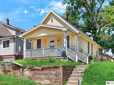 3516 X Street, Omaha, NE 68107