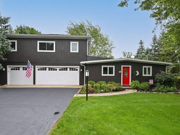 W5159 Bay Shore DRIVE, Elkhorn, WI 53121