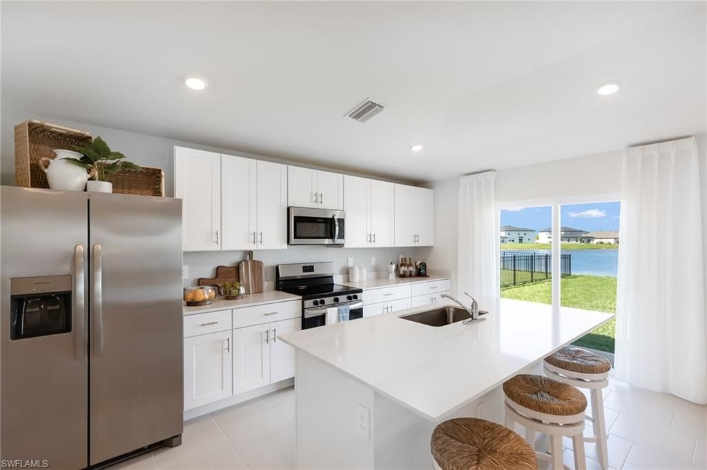 11861 Savanna Lakes Blvd, Lehigh Acres, FL 33974 Photo