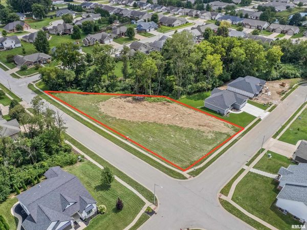 600 Rock River Road, Springfield, IL 62711