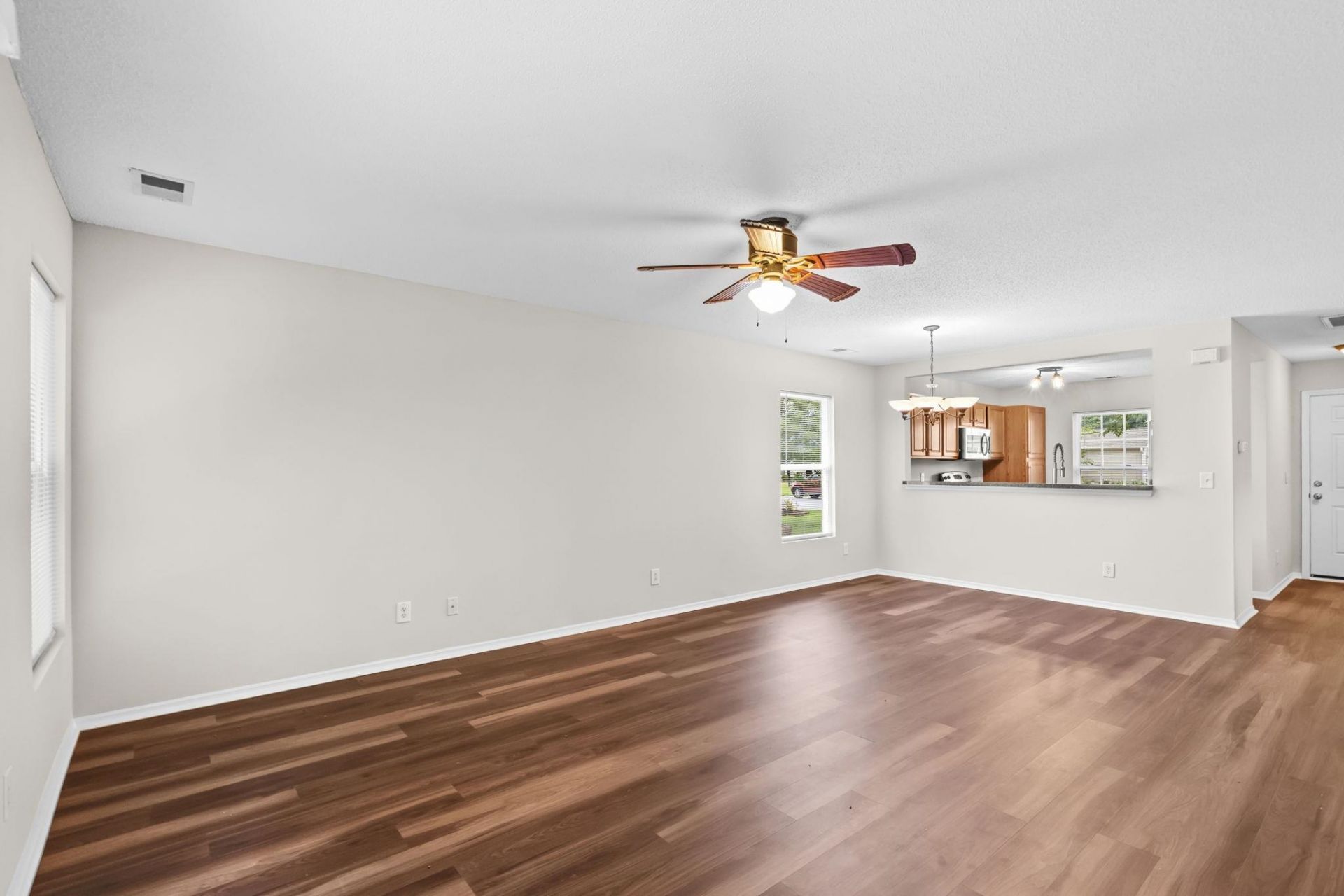 412 Bellegrove Dr.  Photo 13